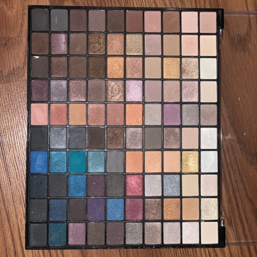 e.lf. eyeshadow pallet